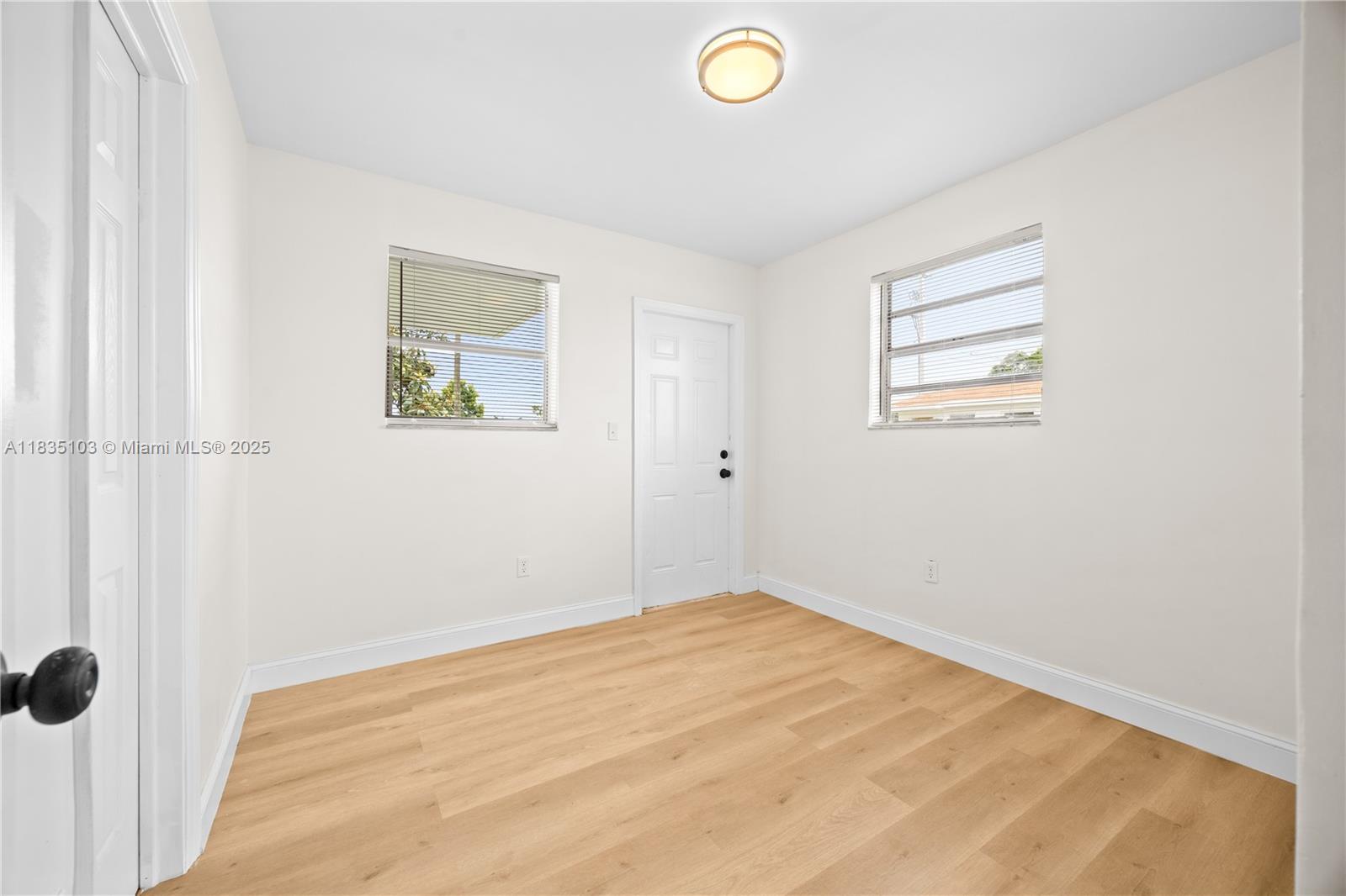 Property photo # 4