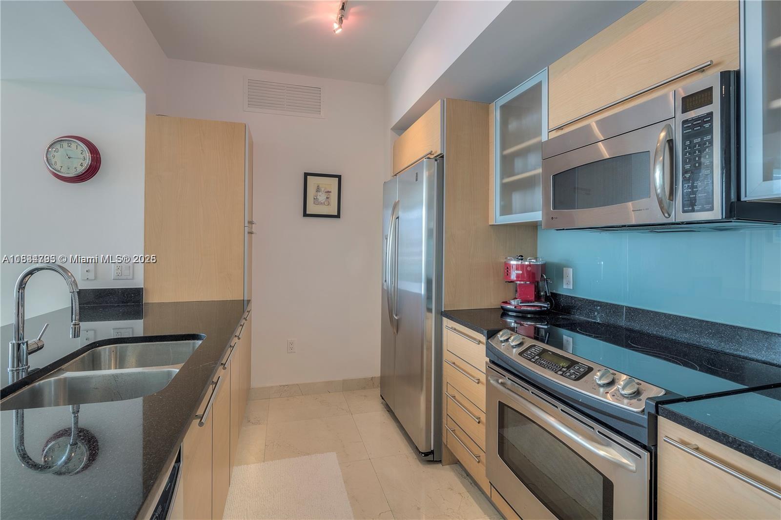 Property photo # 6