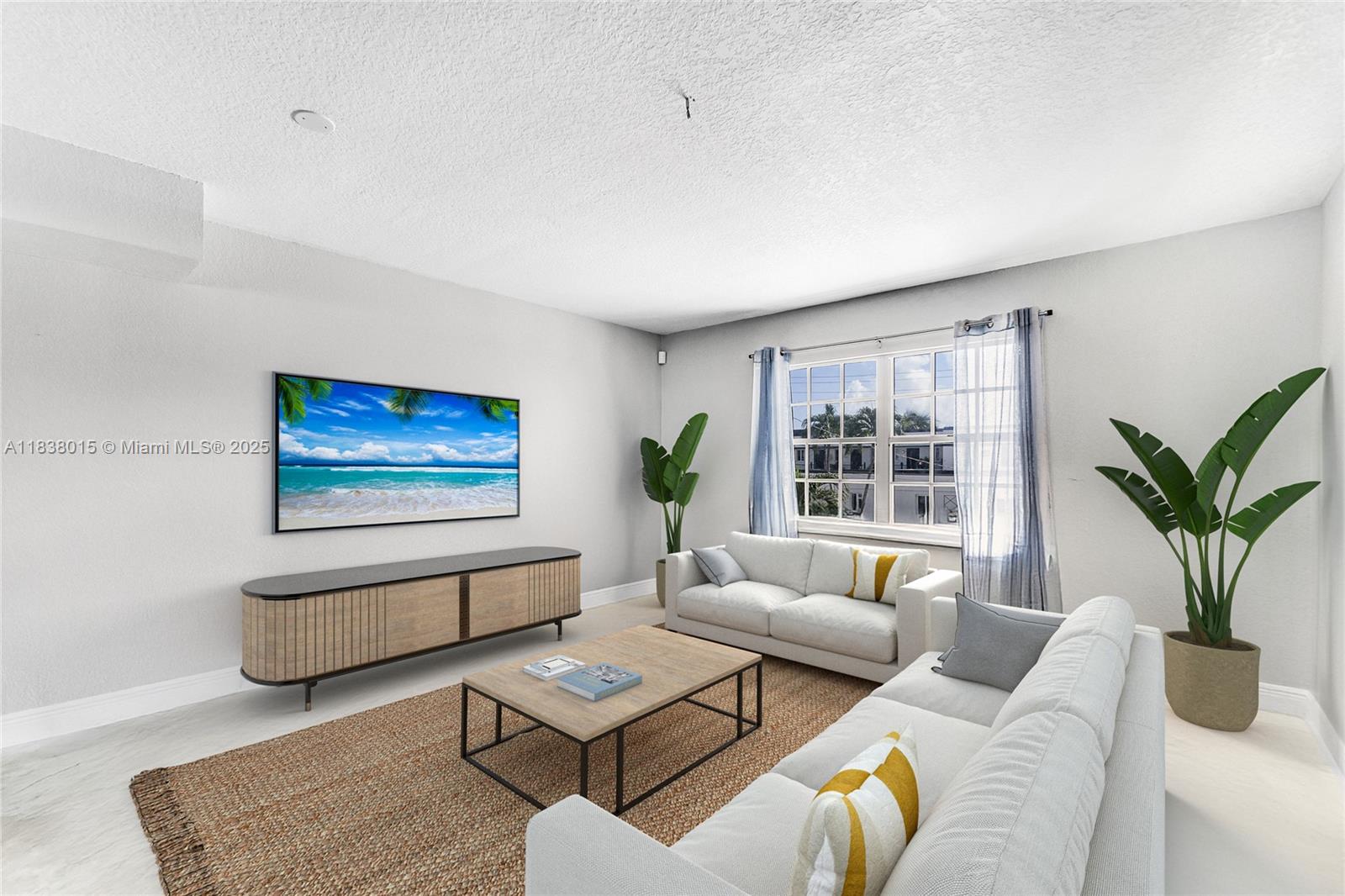 349 Virginia St, Hollywood, Florida image 2