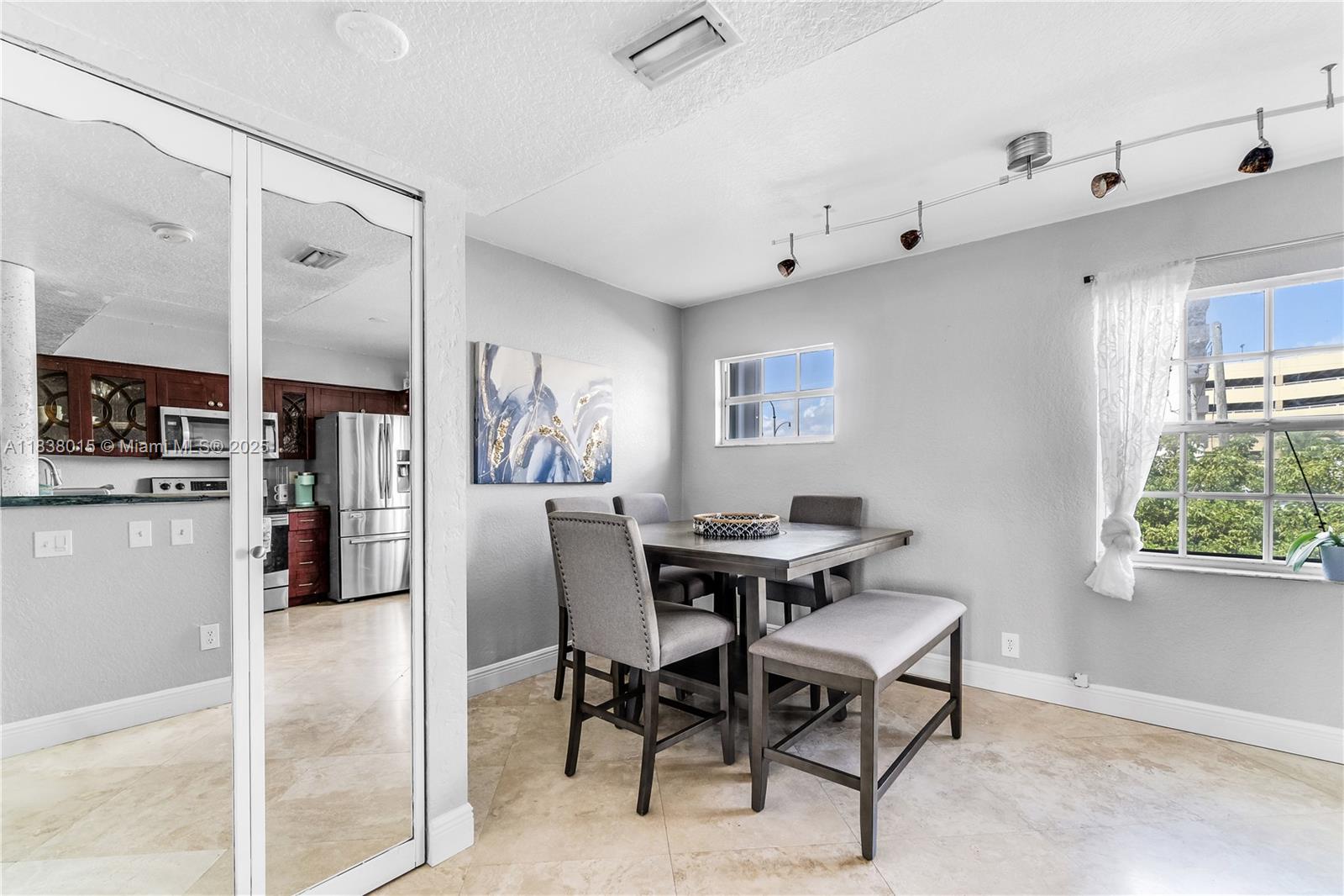 349 Virginia St, Hollywood, Florida image 6