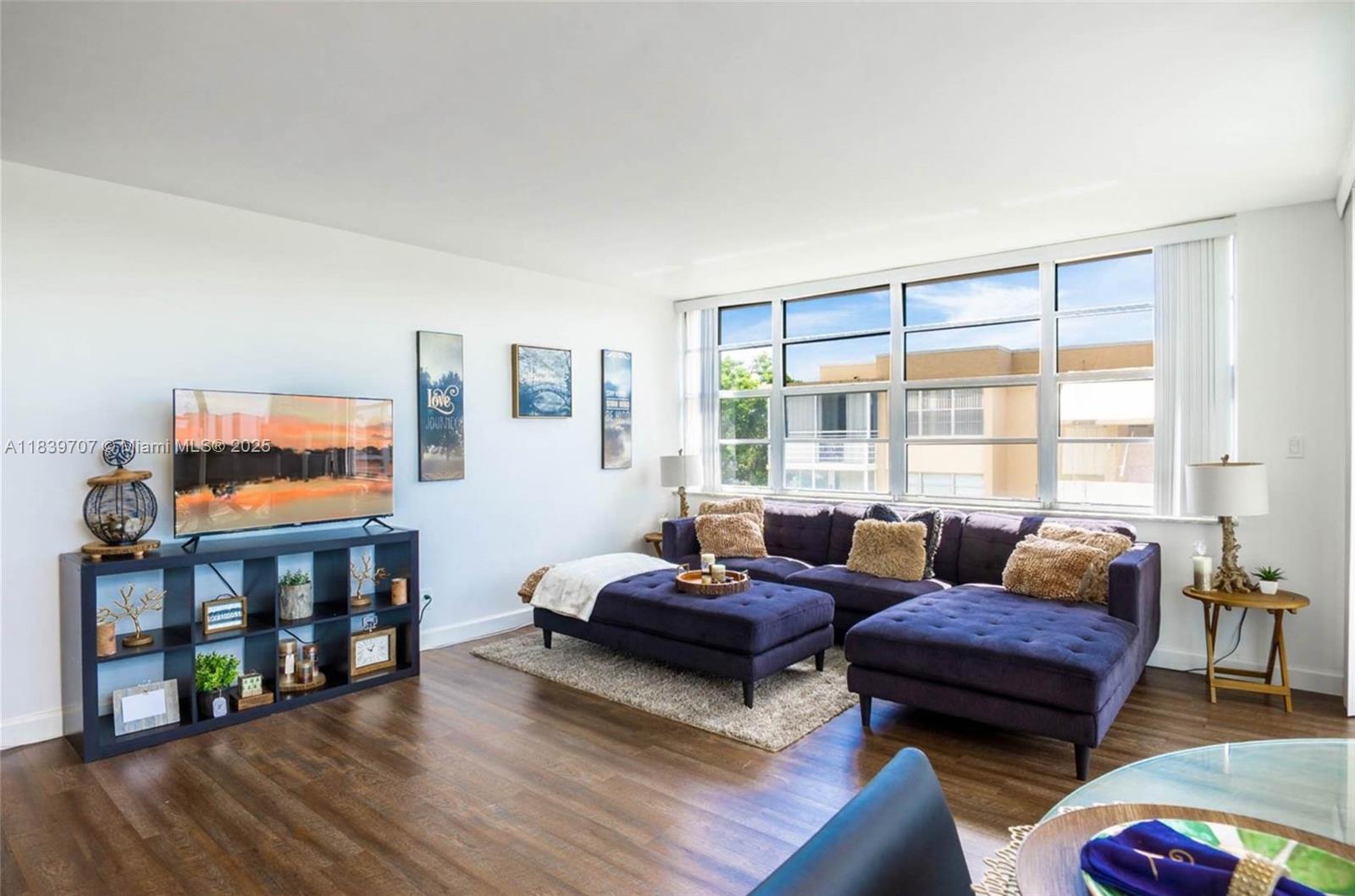 Property photo # 8