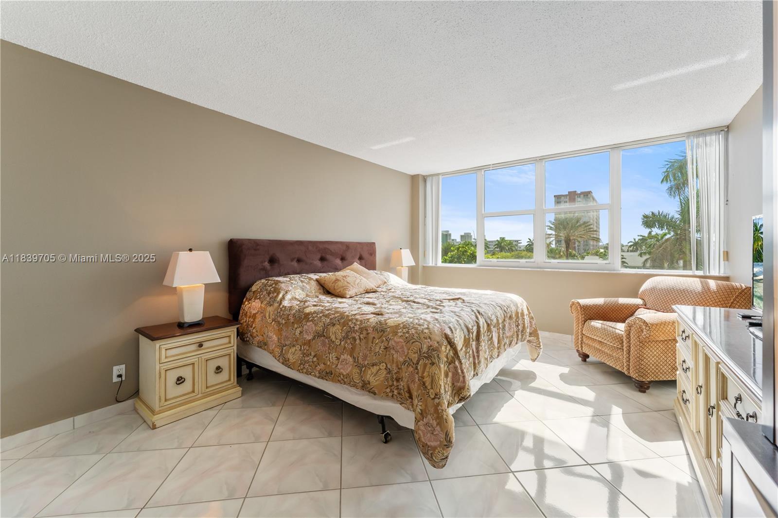 3140 S Ocean Dr #212, Hallandale Beach, Florida image 15
