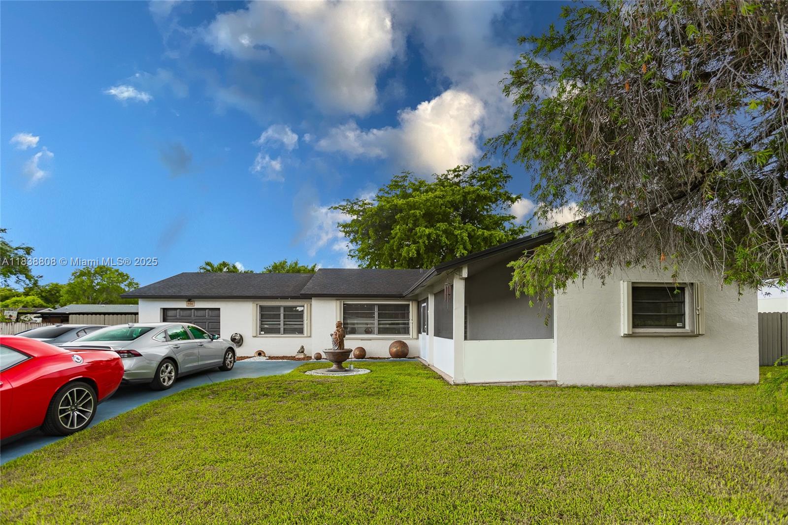 906 Cardinal Pl, Homestead, Florida image 12