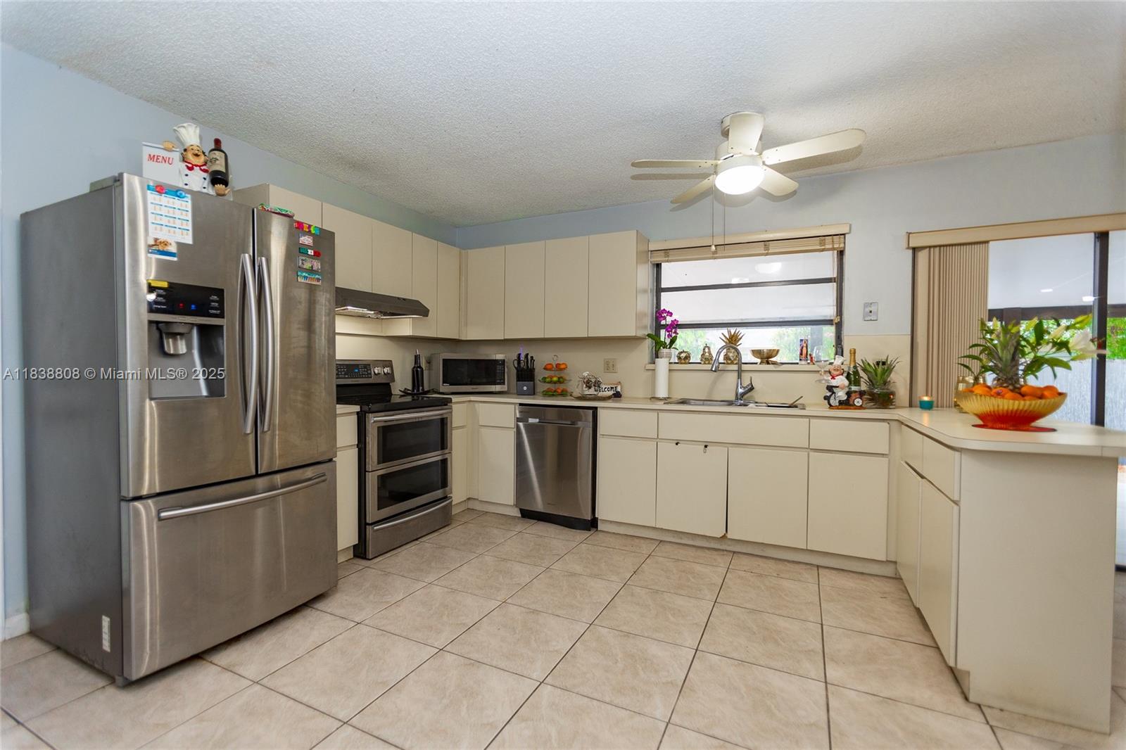 906 Cardinal Pl, Homestead, Florida image 22