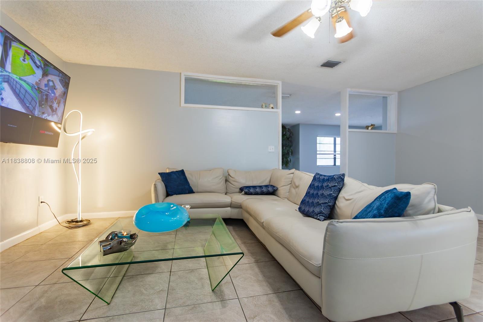 906 Cardinal Pl, Homestead, Florida image 24