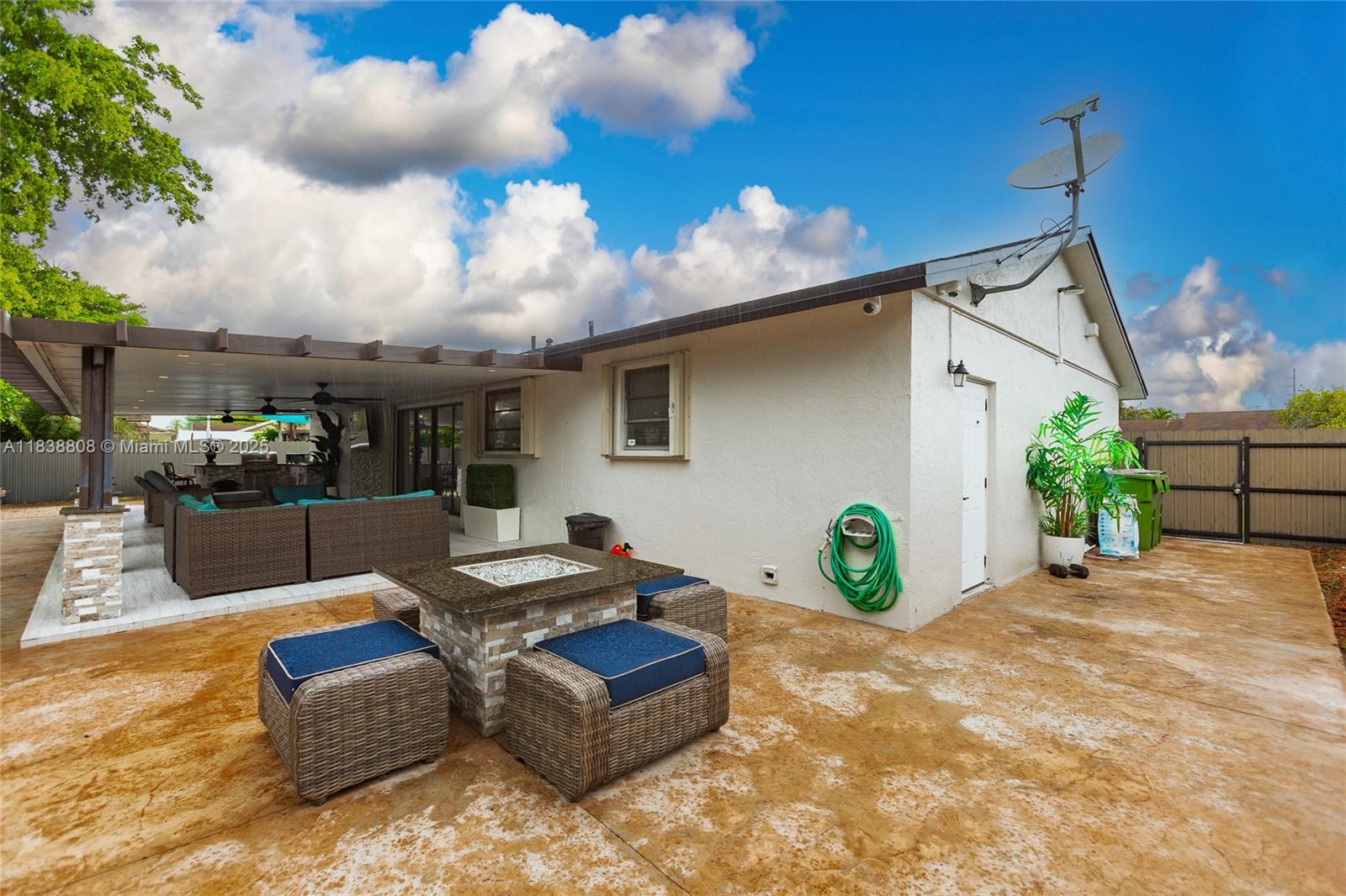 906 Cardinal Pl, Homestead, Florida image 39