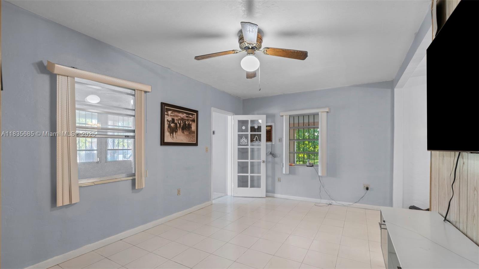 521 SE 5th St, Hialeah, Florida image 7