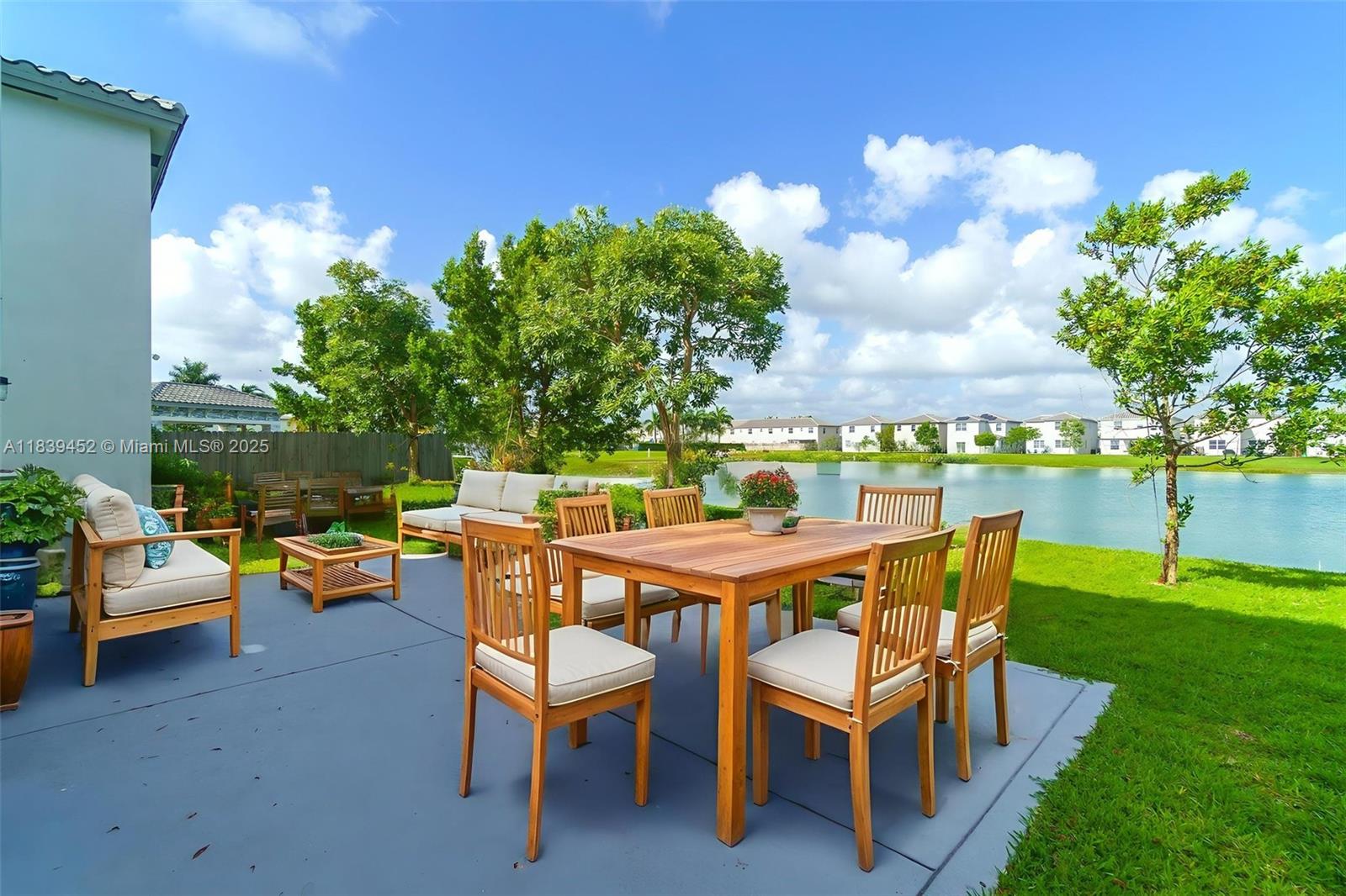 1412 SE 27th Ter, Homestead, Florida image 30