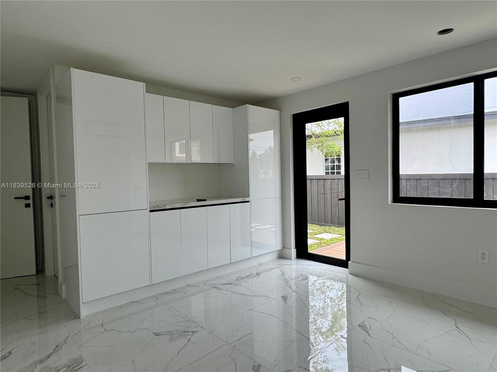 641 Nightingale Ave, Miami Springs, Florida image 23