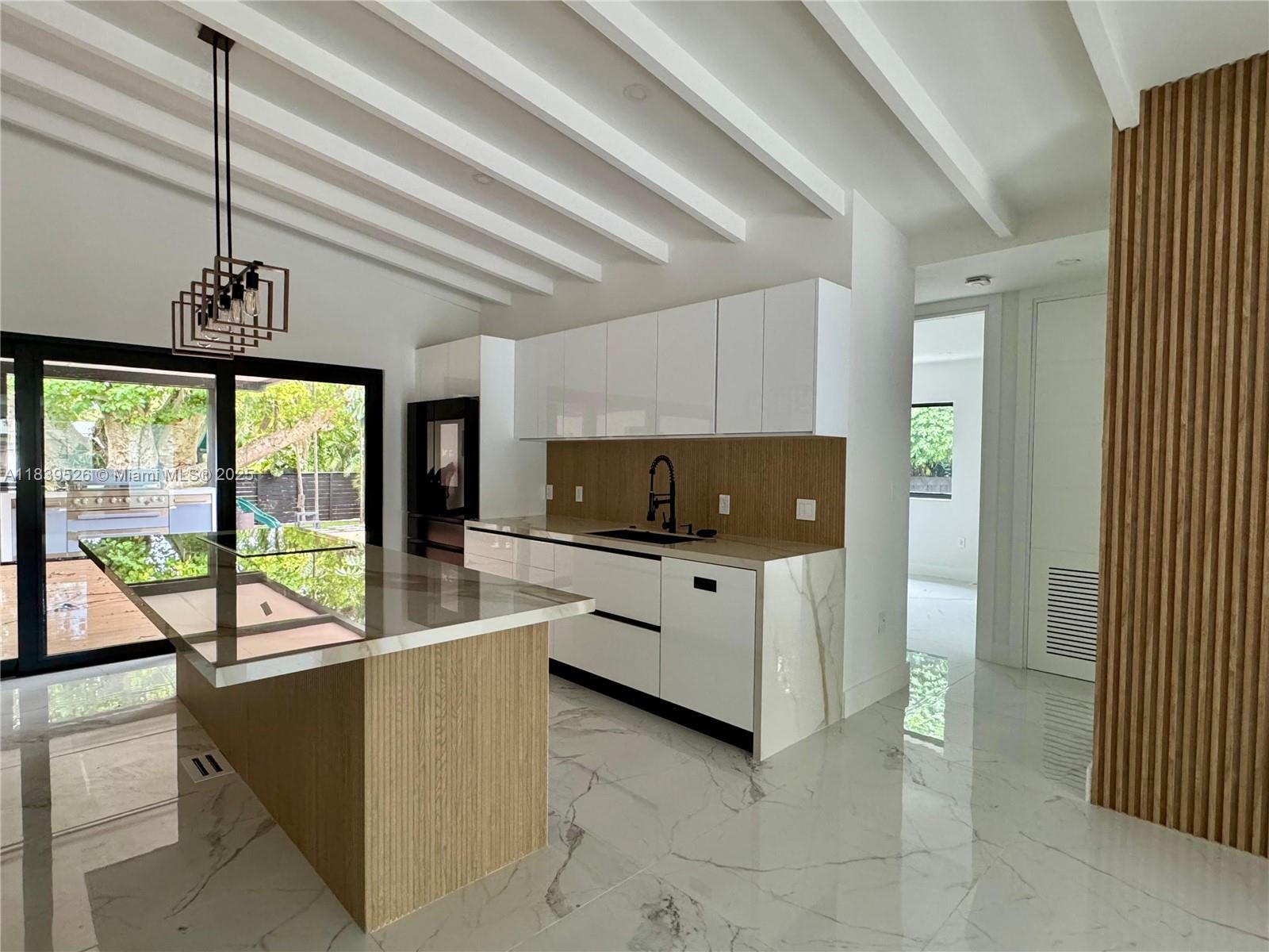641 Nightingale Ave, Miami Springs, Florida image 4