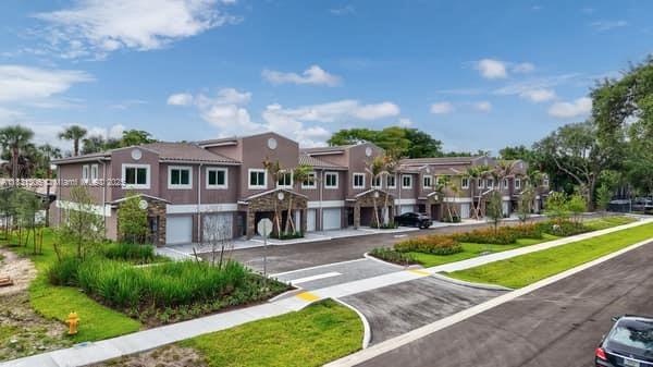 1563 NW 94th Way #9, Coral Springs, Florida image 32