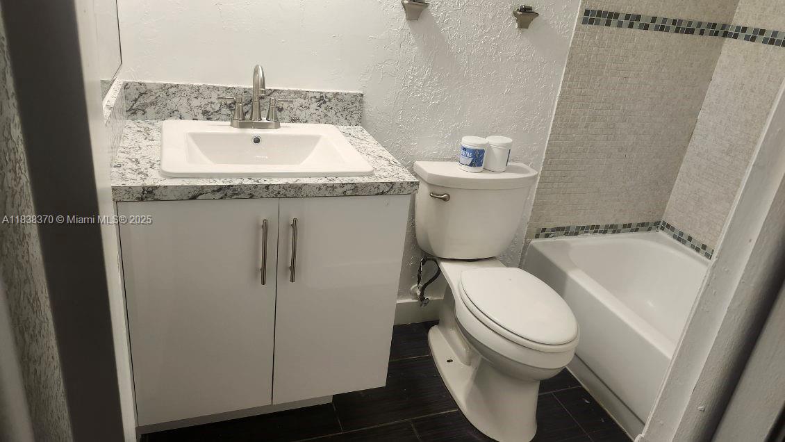 2501 NW 41st Ave #201, Lauderhill, Florida image 9