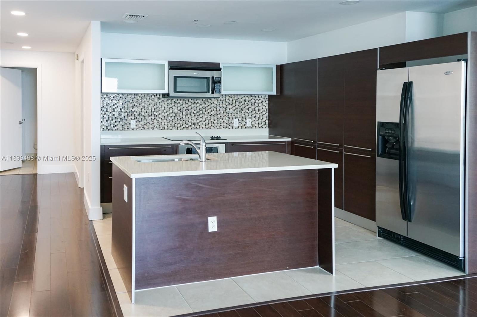 Property photo # 4