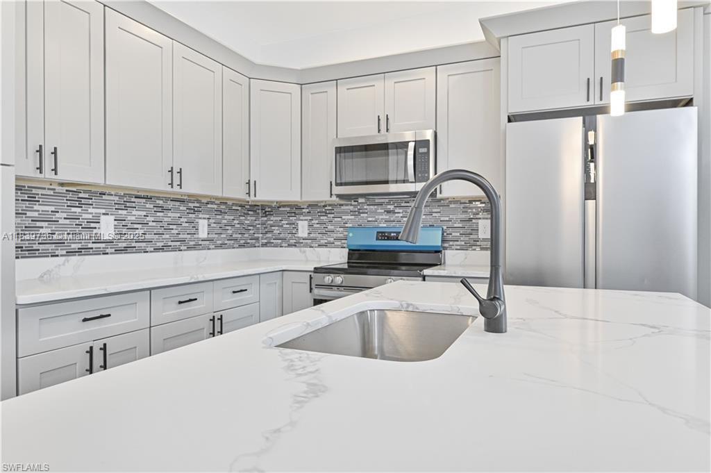 2045 Carver Ave, Fort Myers, Florida image 5