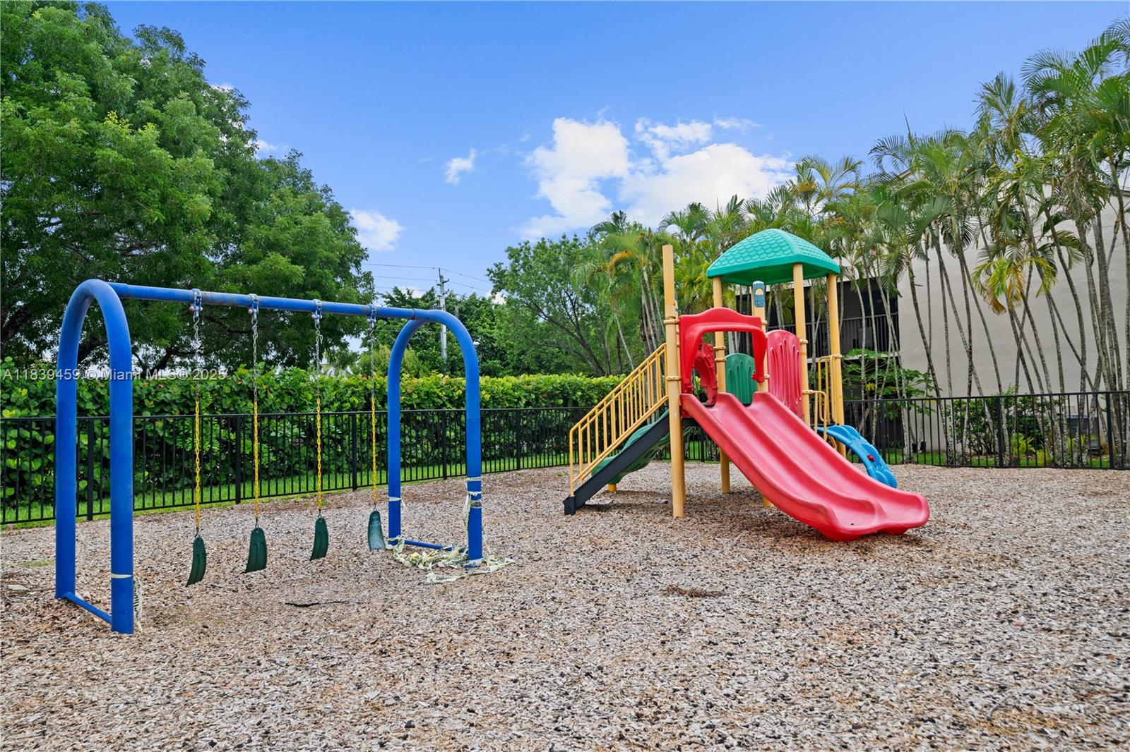 889 Hamilton Dr #889L, Homestead, Florida image 30