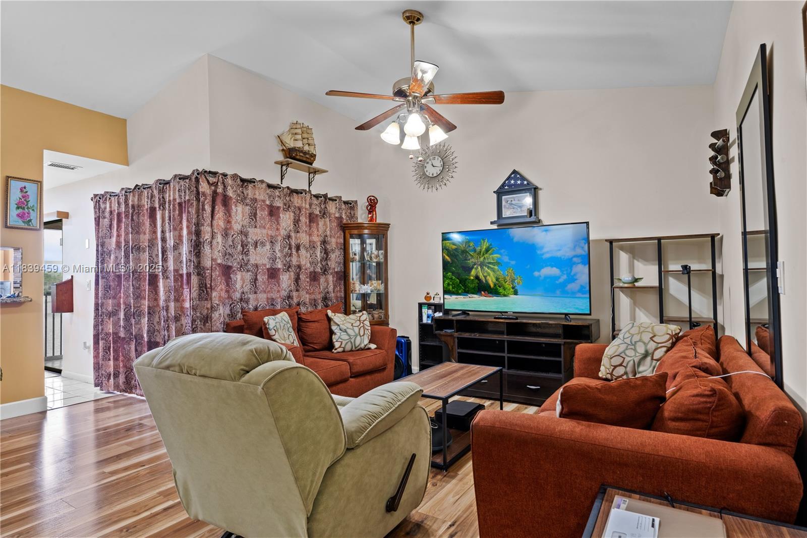889 Hamilton Dr #889L, Homestead, Florida image 7