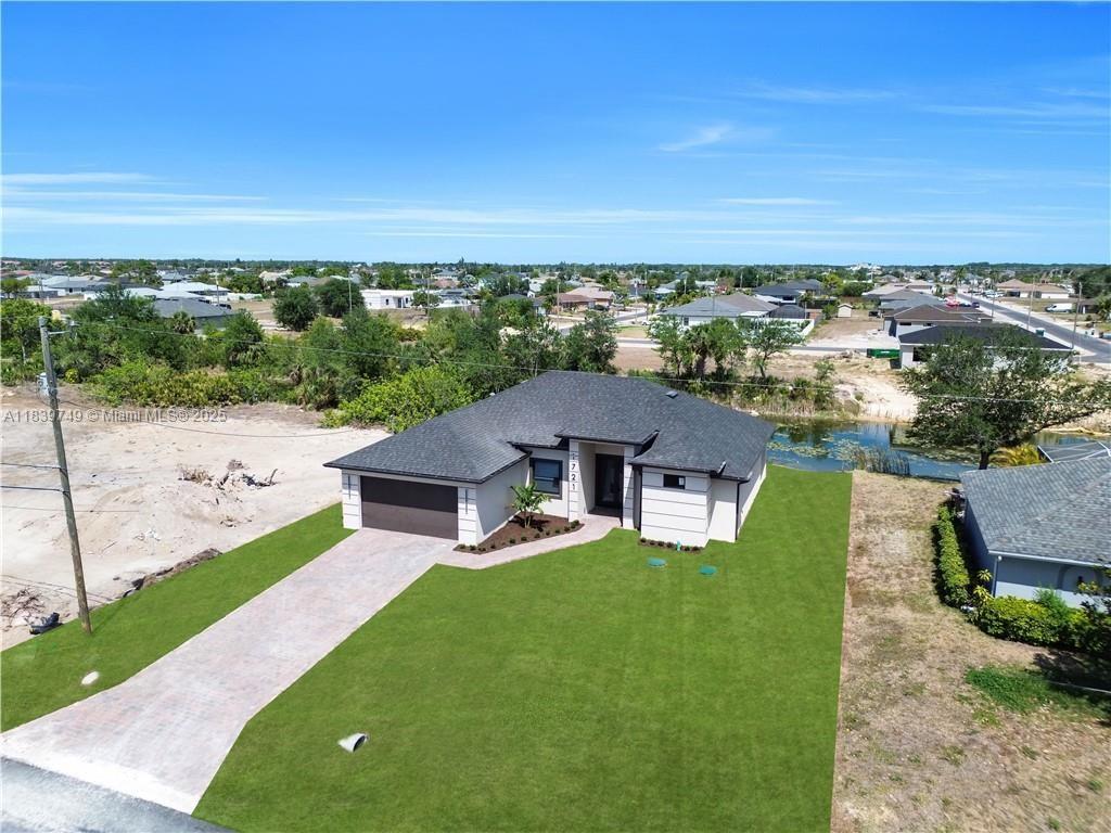 903 NE 23rd St, Cape Coral, Florida image 1