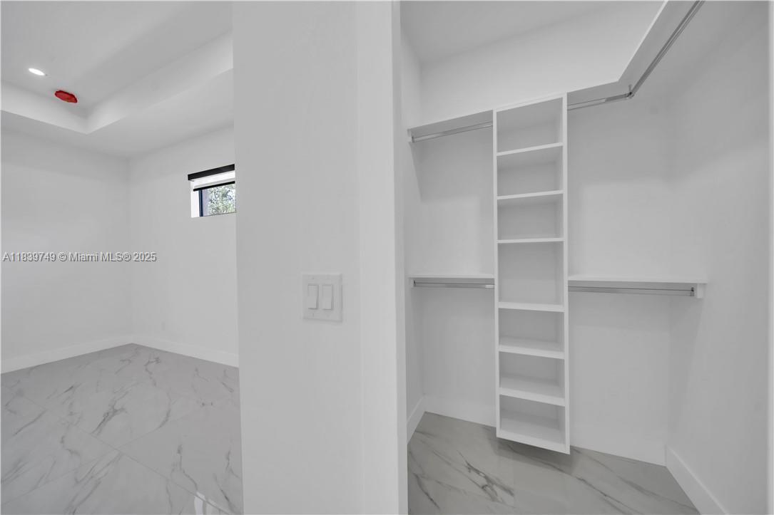 903 NE 23rd St, Cape Coral, Florida image 27