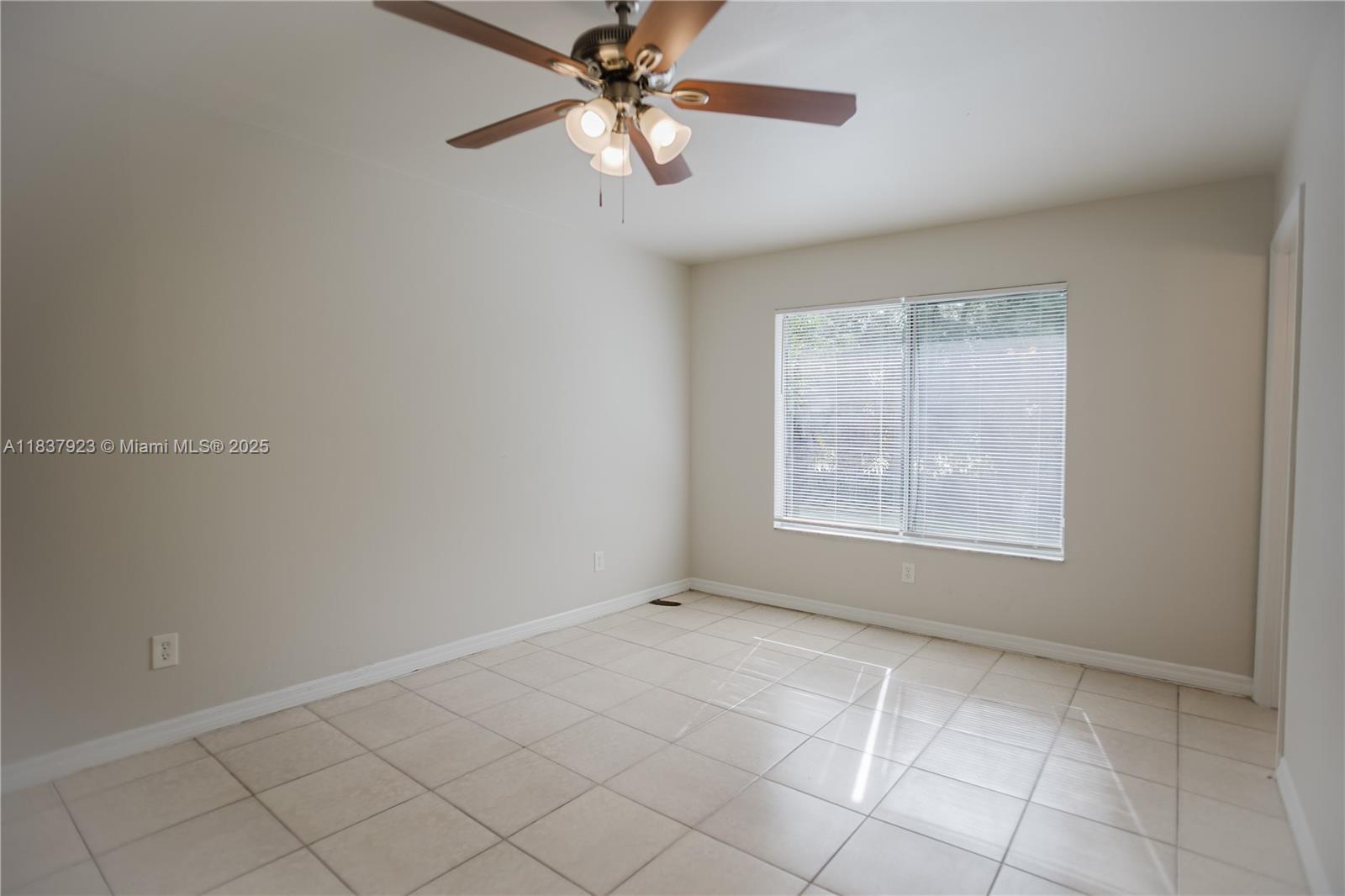 274 SW Bridgeport Dr, Port Saint Lucie, Florida image 23