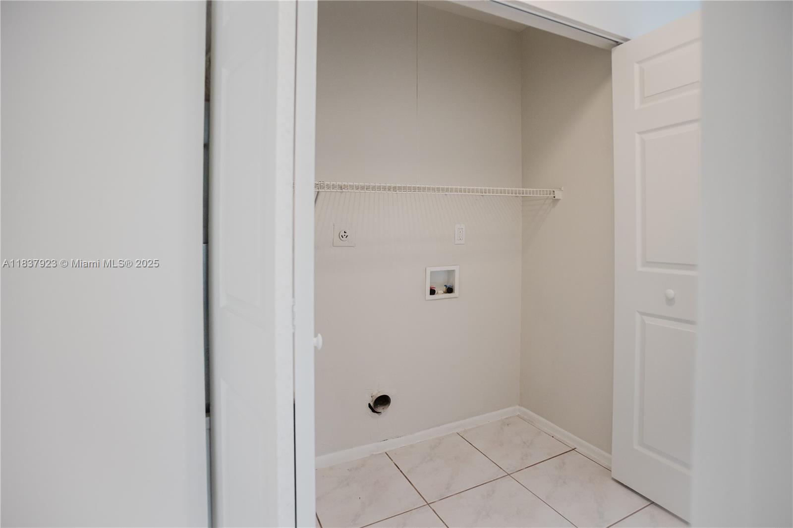 274 SW Bridgeport Dr, Port Saint Lucie, Florida image 26