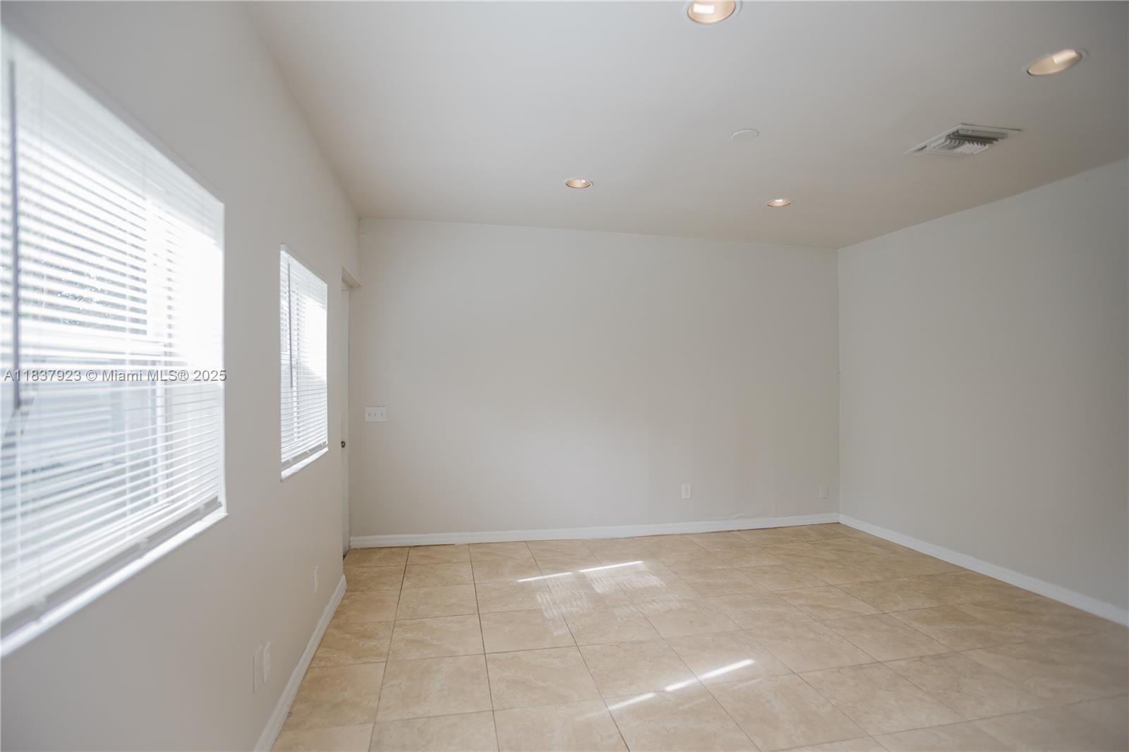 274 SW Bridgeport Dr, Port Saint Lucie, Florida image 30