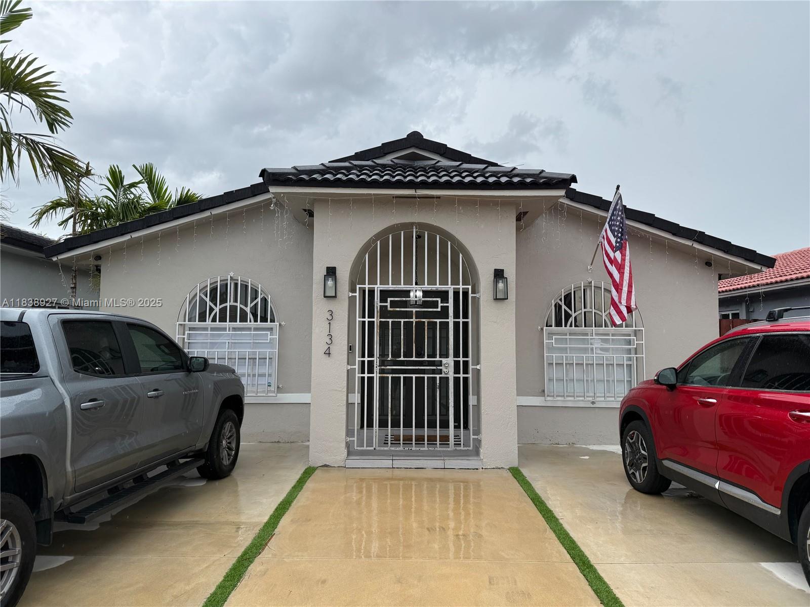 3134 W 70th Ter, Hialeah, Florida image 1