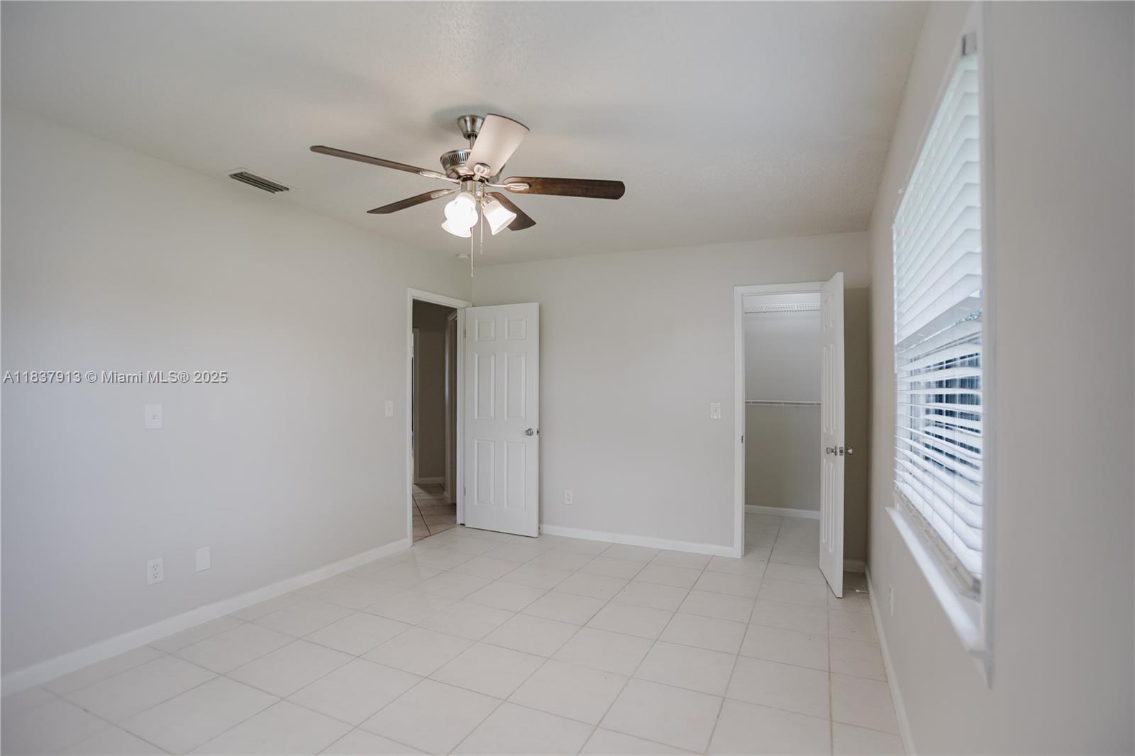 620 SE Picasso Ave, Port Saint Lucie, Florida image 31