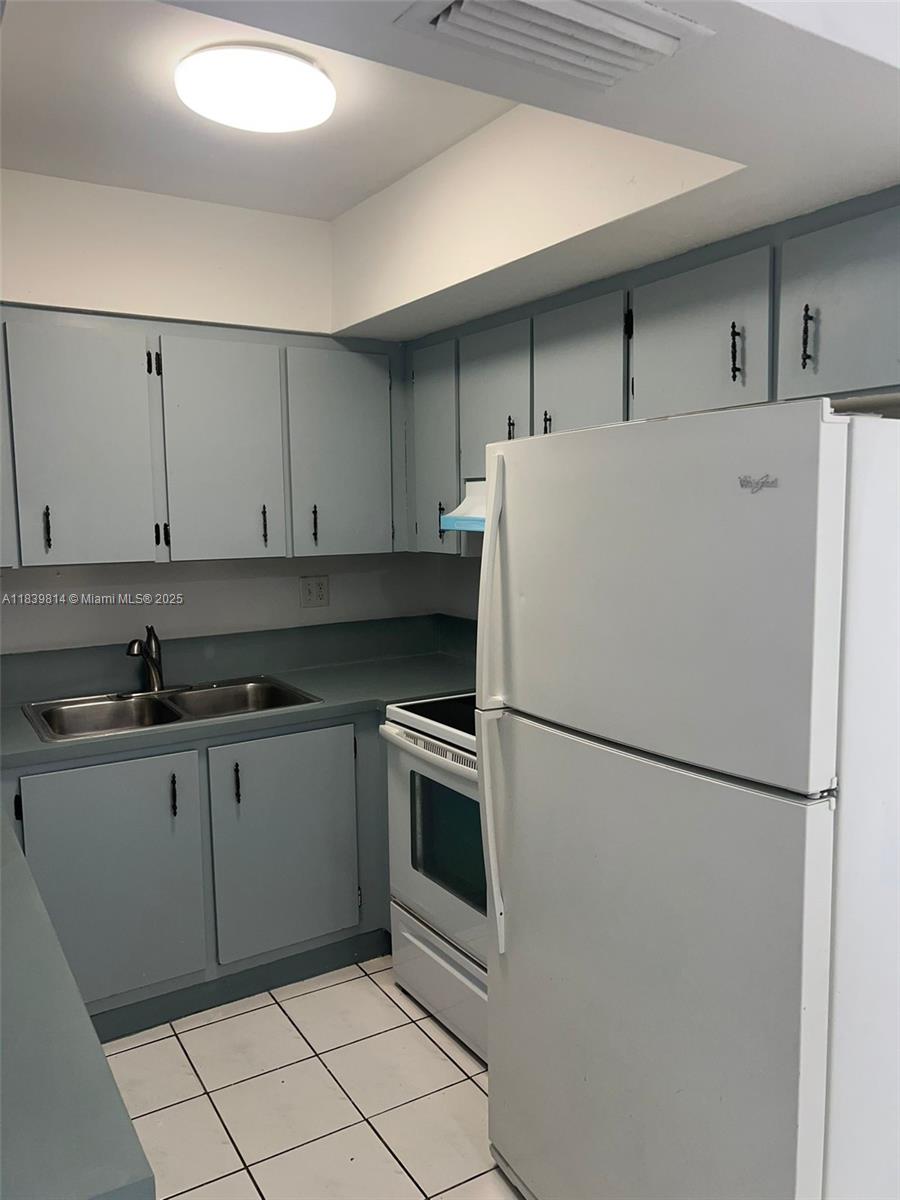 Property photo # 2