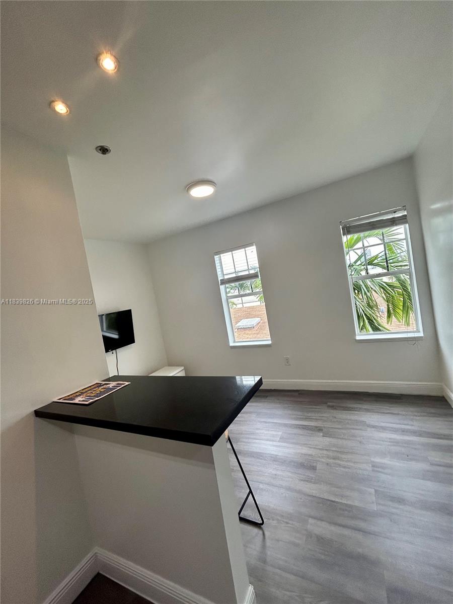 1244 Pennsylvania Ave #305, Miami Beach, Florida image 10