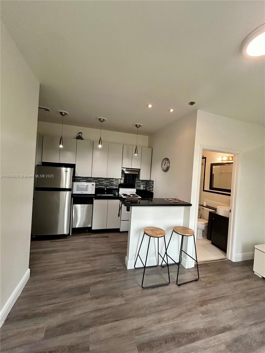 1244 Pennsylvania Ave #305, Miami Beach, Florida image 9