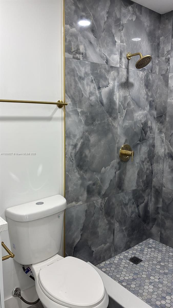 3851 N 3rd Ter, Deerfield Beach, Florida image 13