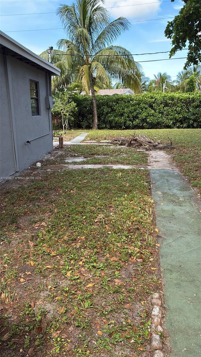 3851 N 3rd Ter, Deerfield Beach, Florida image 5