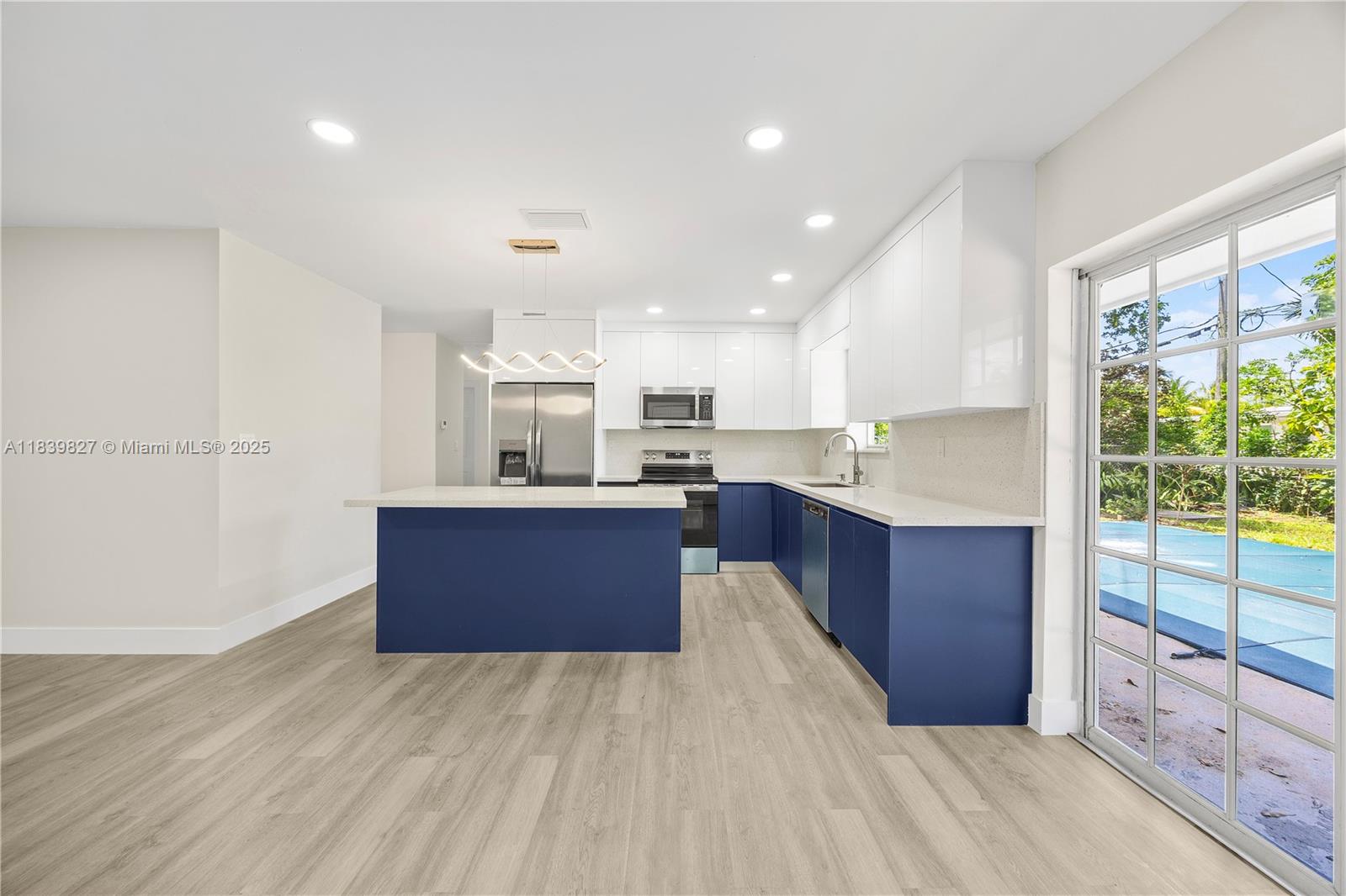 3851 N 3rd Ter, Deerfield Beach, Florida image 6