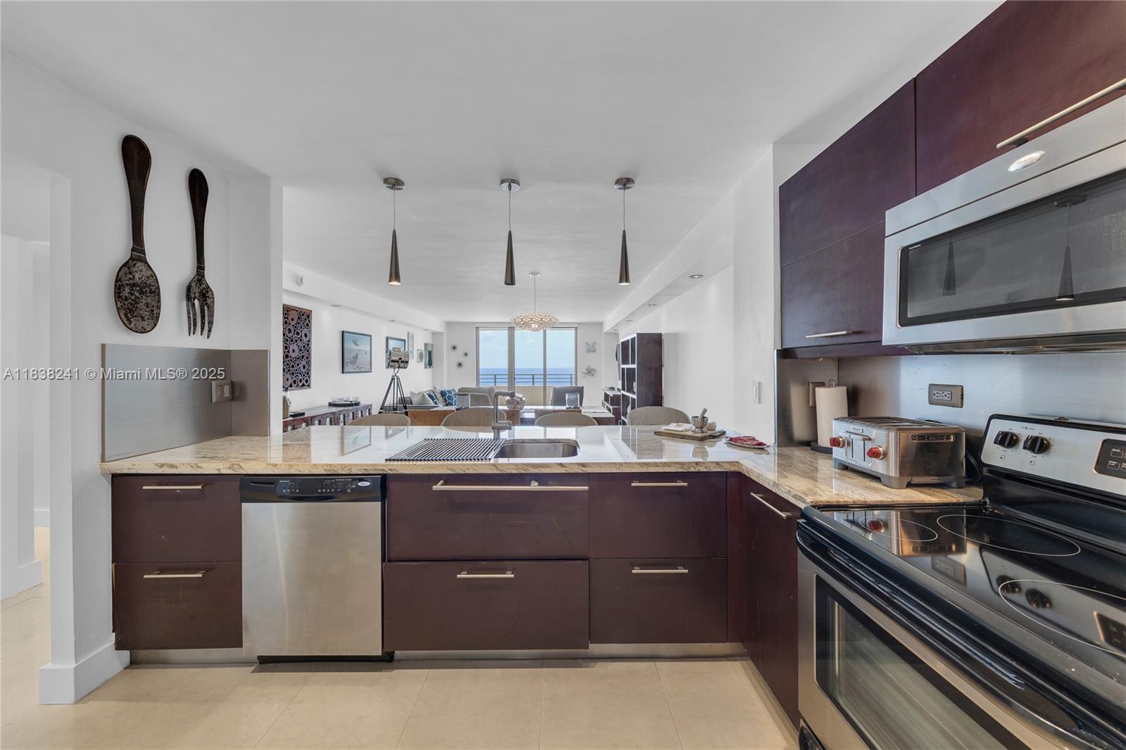 Property photo # 6