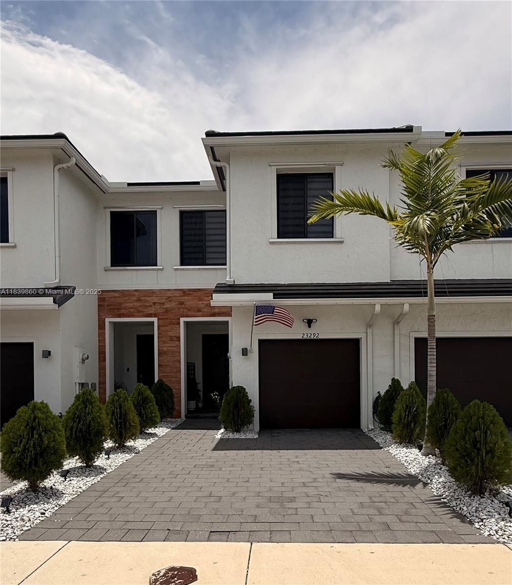 Property photo # 0