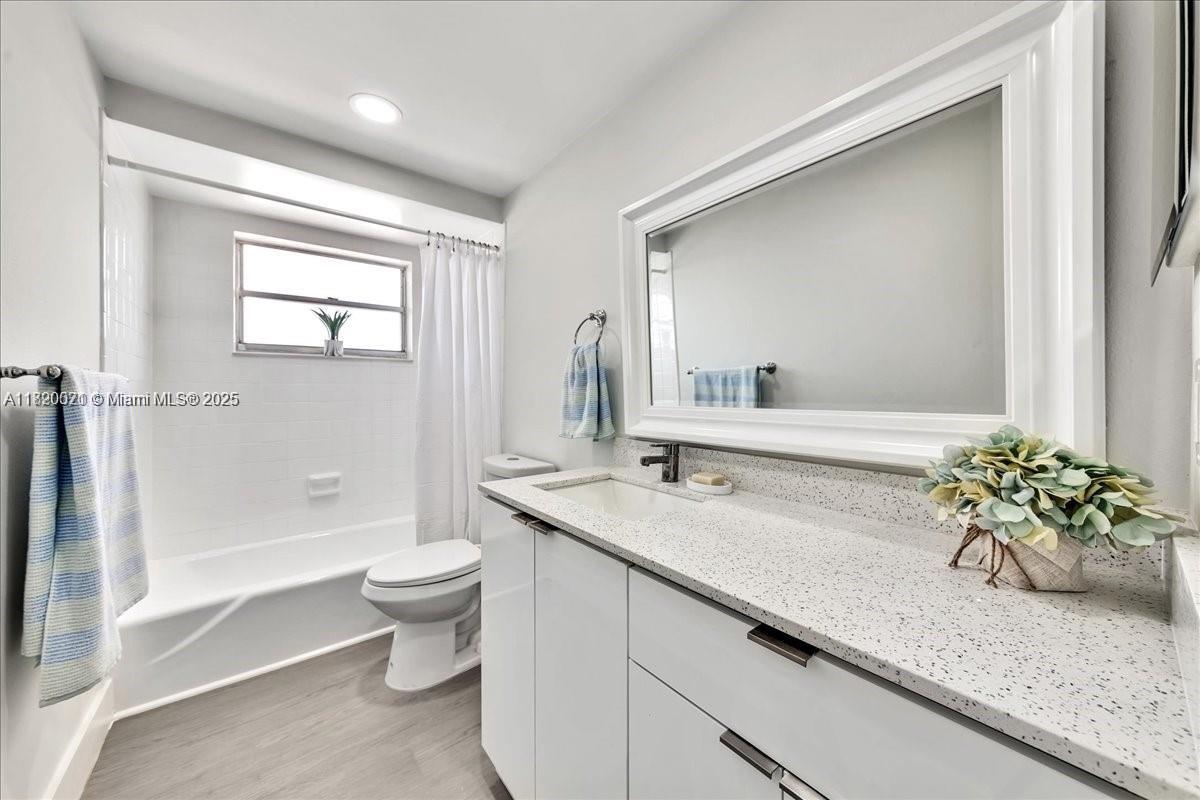 Property photo # 4