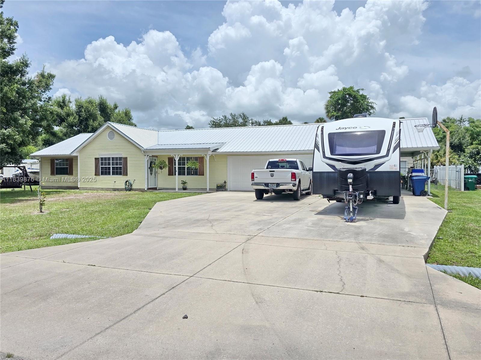3701 SE 25th Street, Okeechobee, Florida image 1
