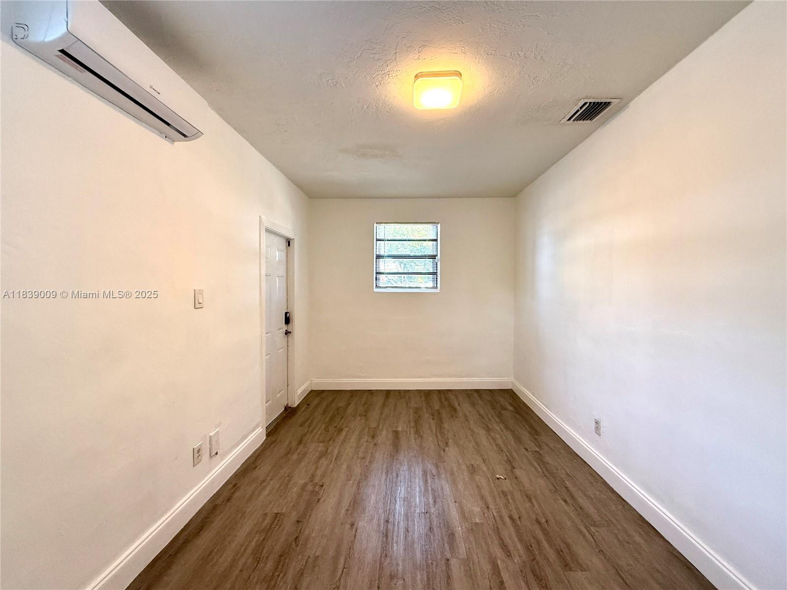 2406 N 28th Ave, Hollywood, Florida image 10