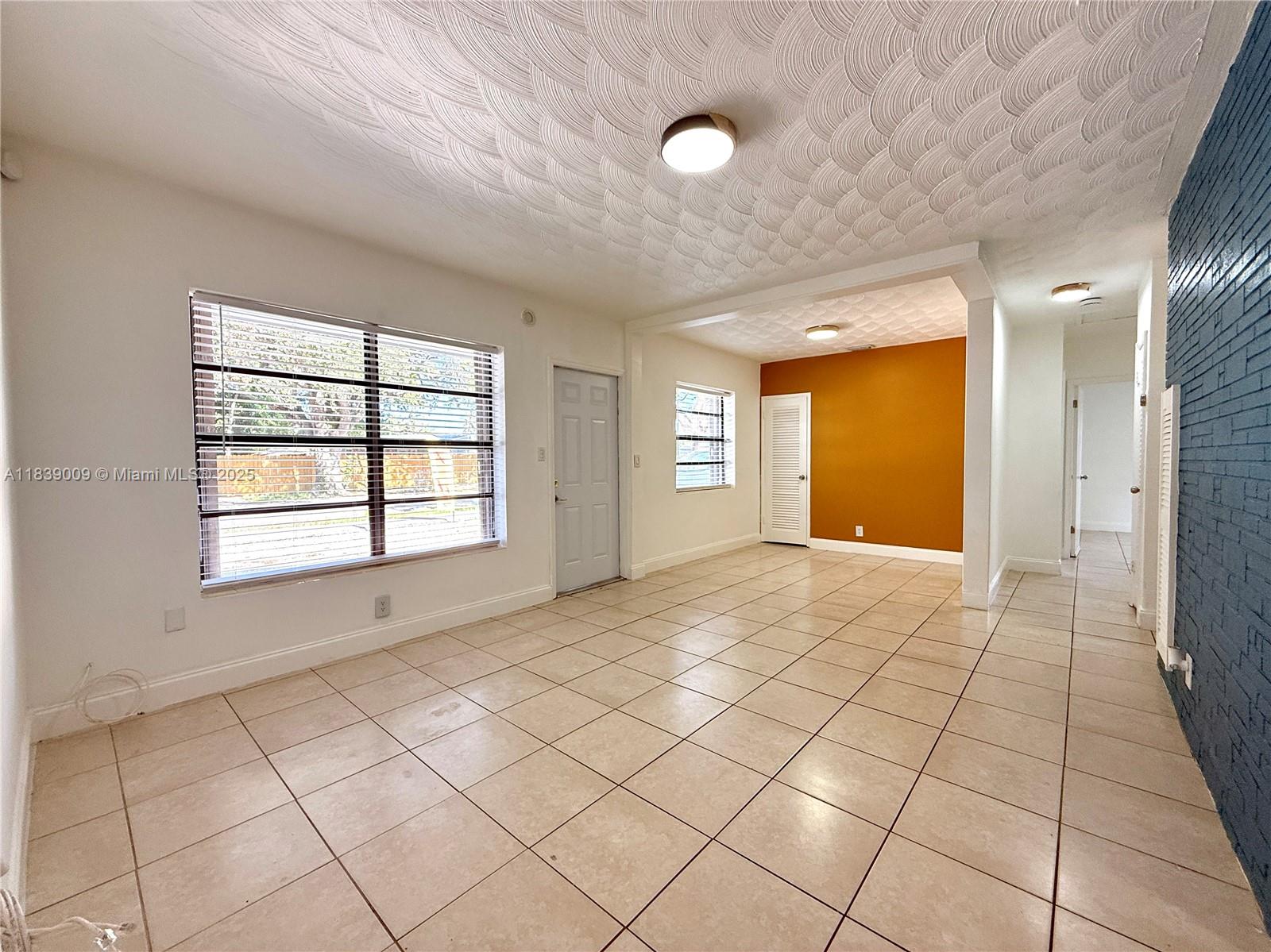 2406 N 28th Ave, Hollywood, Florida image 3