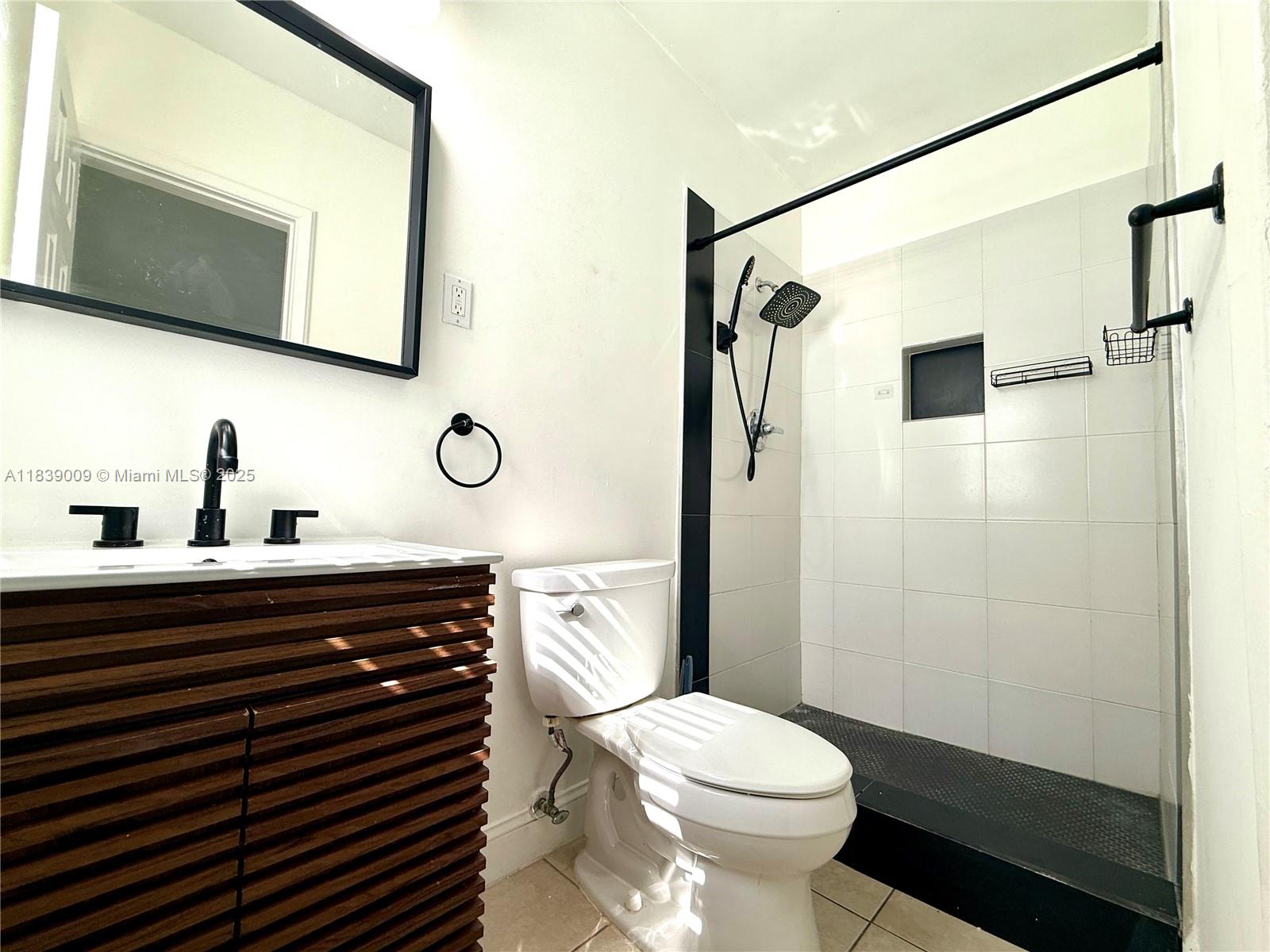 2406 N 28th Ave, Hollywood, Florida image 7