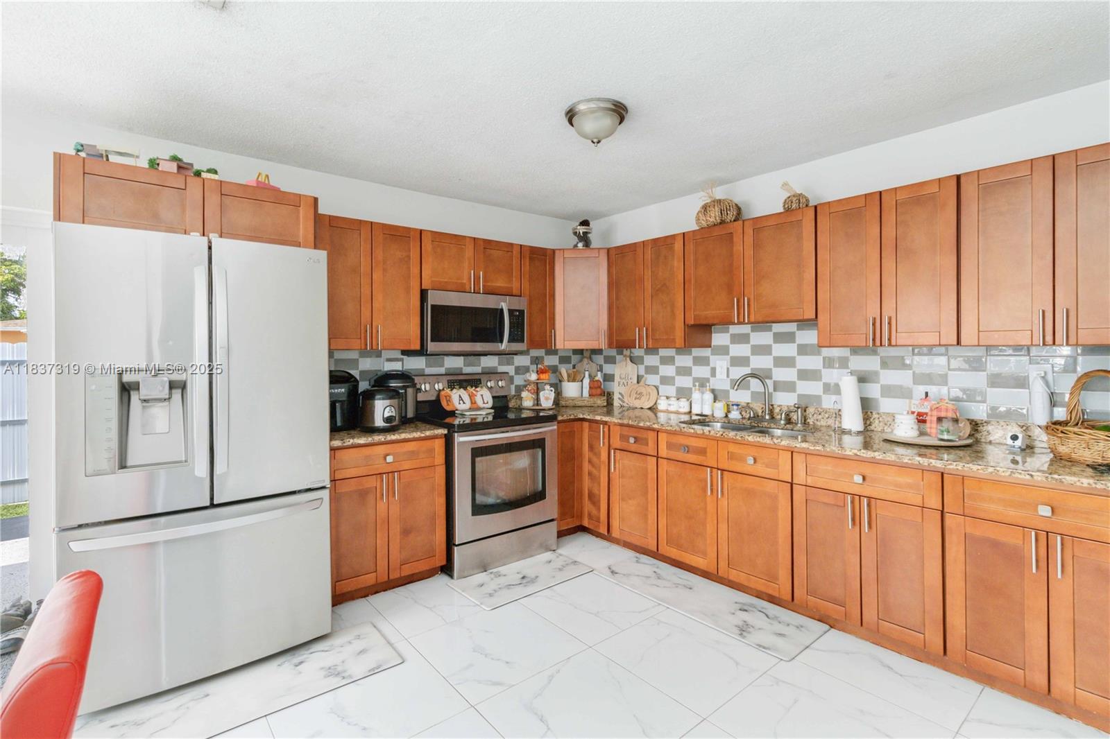 231 E 41st St, Hialeah, Florida image 15