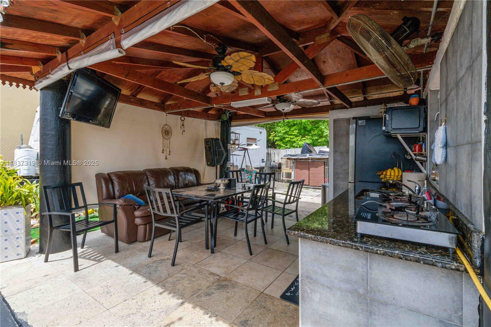 231 E 41st St, Hialeah, Florida image 30