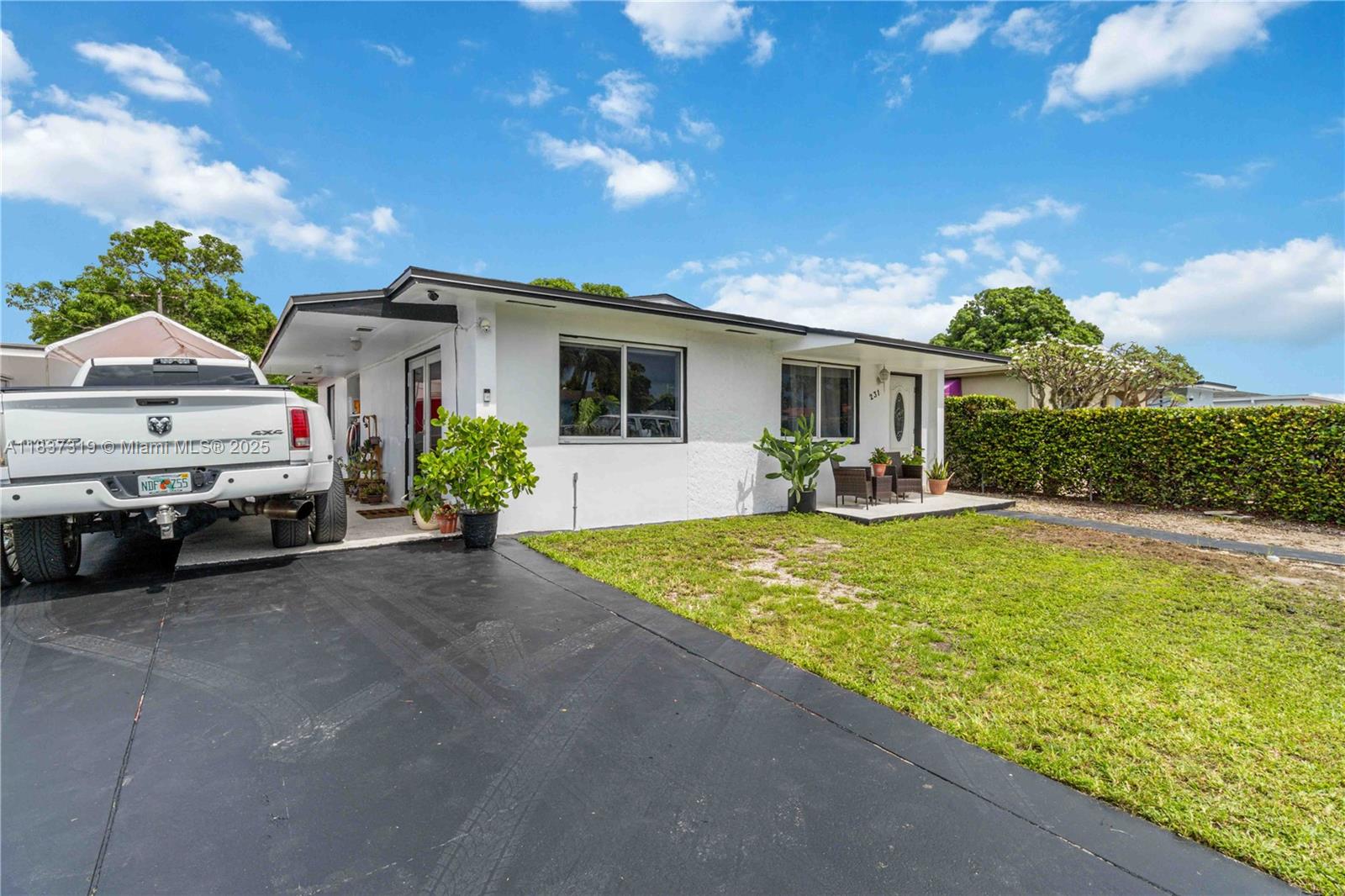 231 E 41st St, Hialeah, Florida image 4