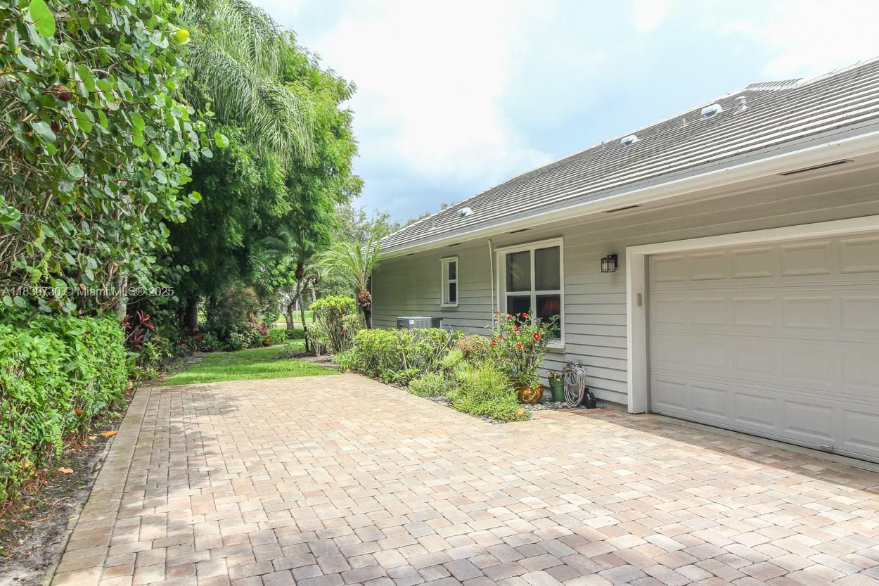 18650 SE River Ridge Rd, Jupiter, Florida image 44