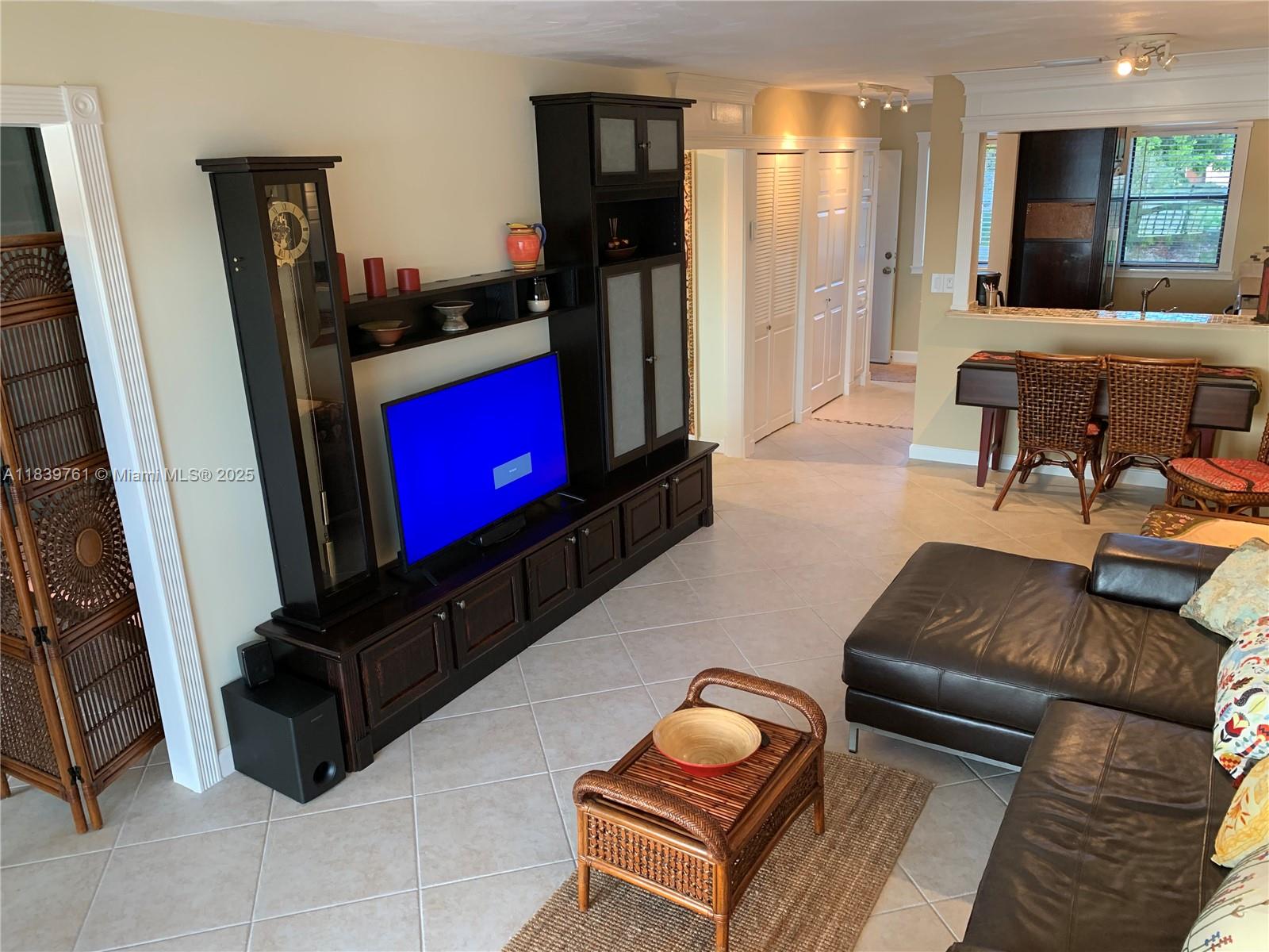 Property photo # 0