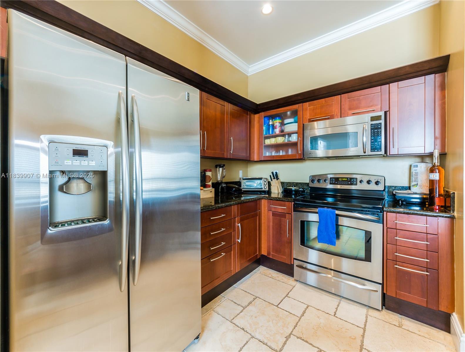 Property photo # 9