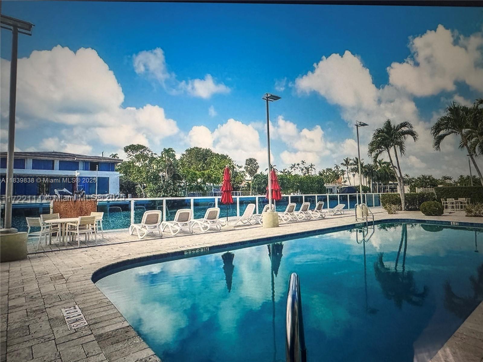 Property photo # 0