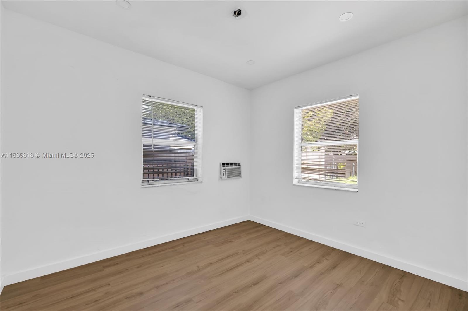 1315 NE 146th St, Miami, Florida image 18
