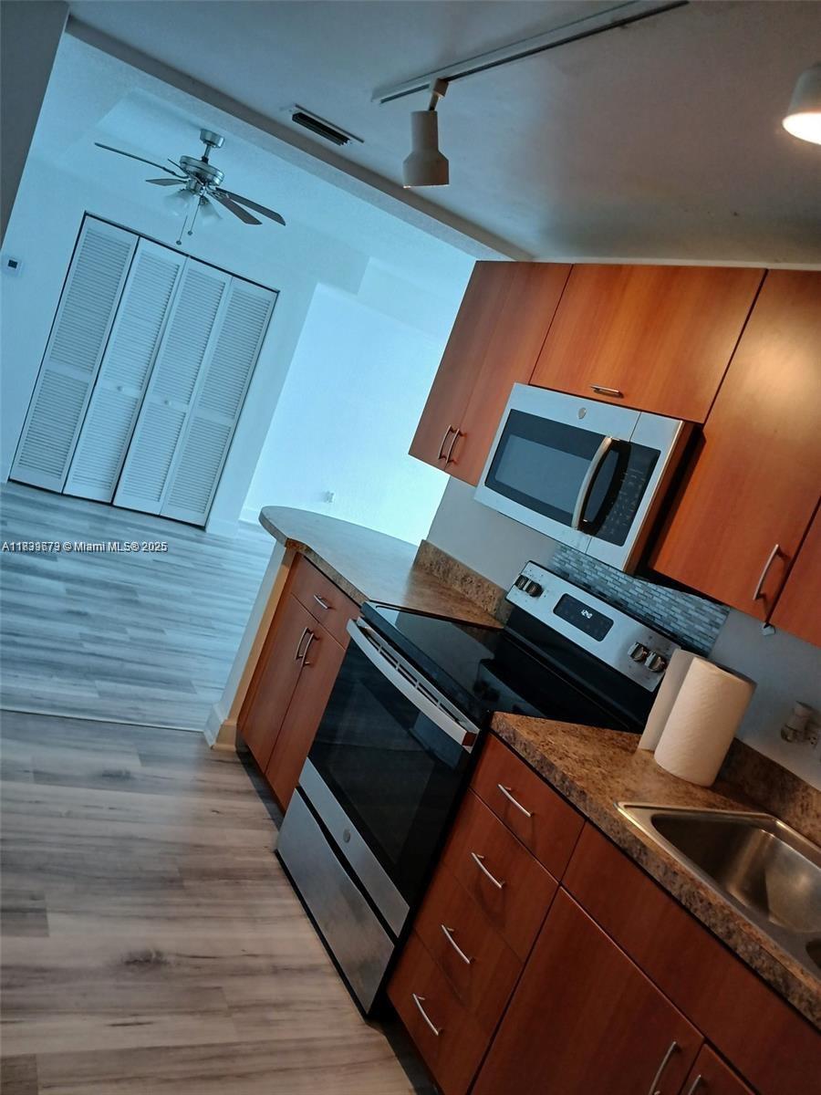 Property photo # 8
