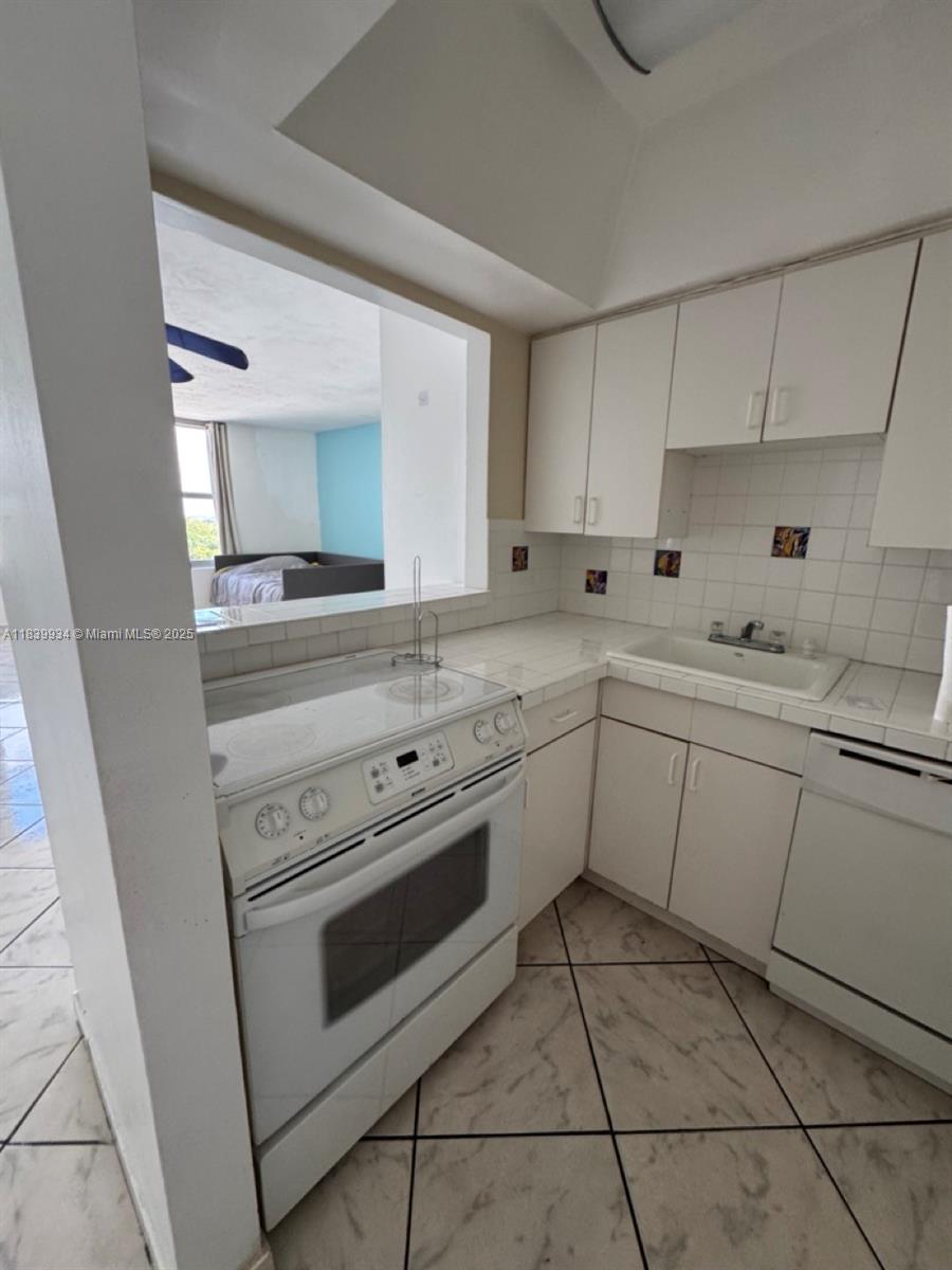Property photo # 3